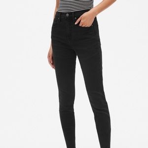 Gap True Skinny Jeans